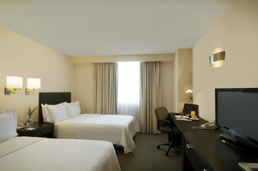 Fiesta Inn Express Дуранго Экстерьер фото