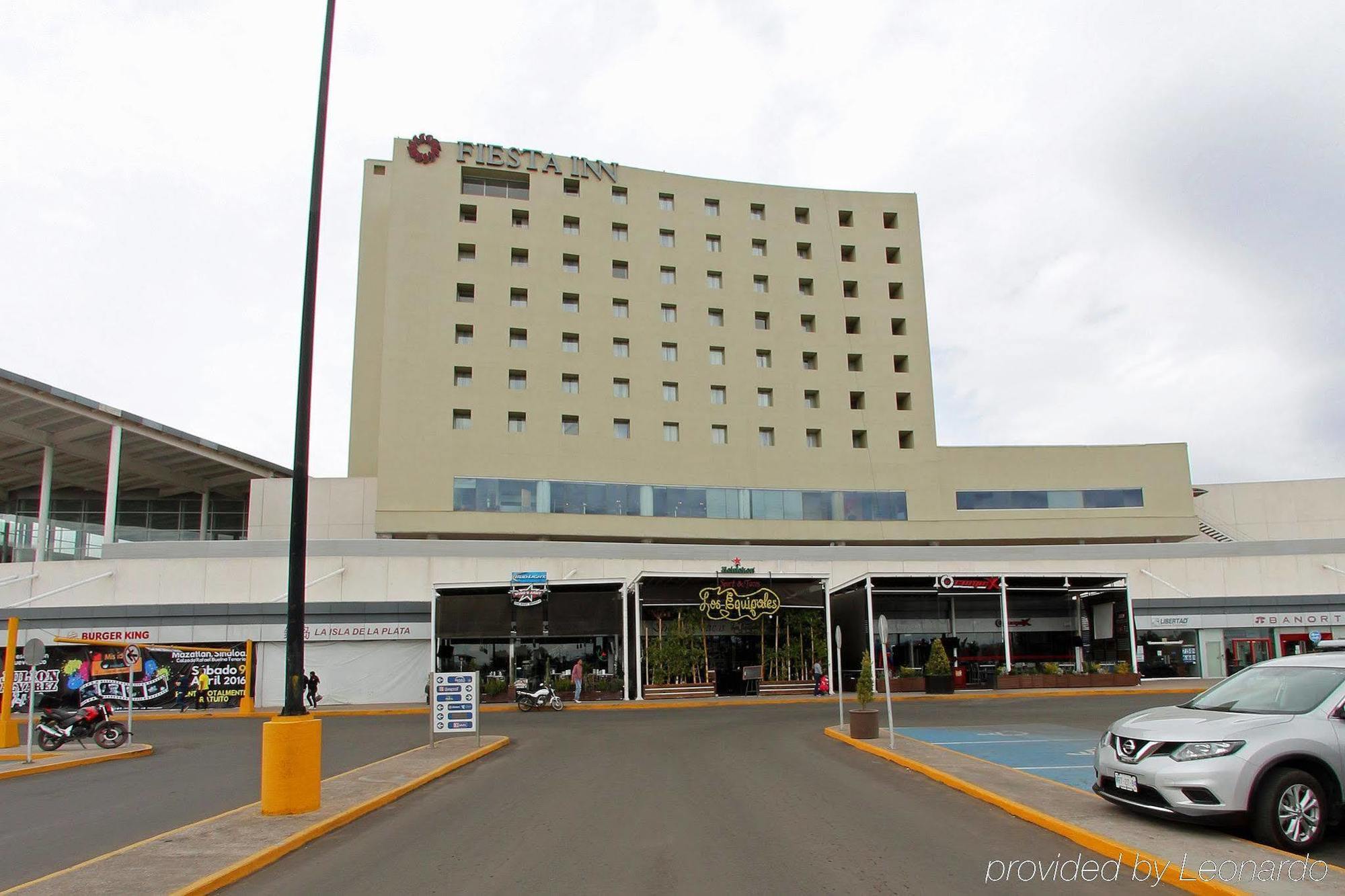 Fiesta Inn Express Дуранго Экстерьер фото